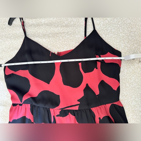 LIKE NEW! LOFT ANN TAYLOR MIDI DRESS. ADJUSTABLE STRAPS, LIGHTWEIGHT, BACK ZIP - Picture 8 of 14